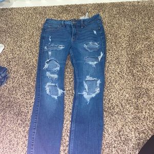 High rise super skinny hollister jeans size 7 W28 L30